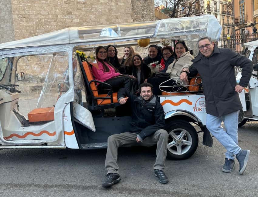 imagen n.º 4 de Valencia: Visita Histórica en Tuk Tuk actividad en Valencia, subida por el proveedor