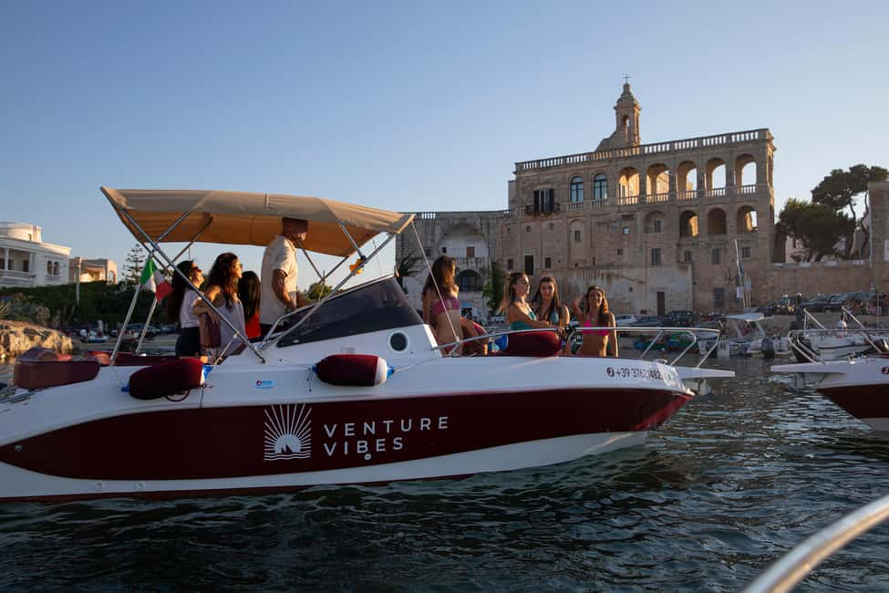 image n.54 of Monopoli: Exclusive Shared Boat Tour activity in Polignano a Mare, uploaded by supplier