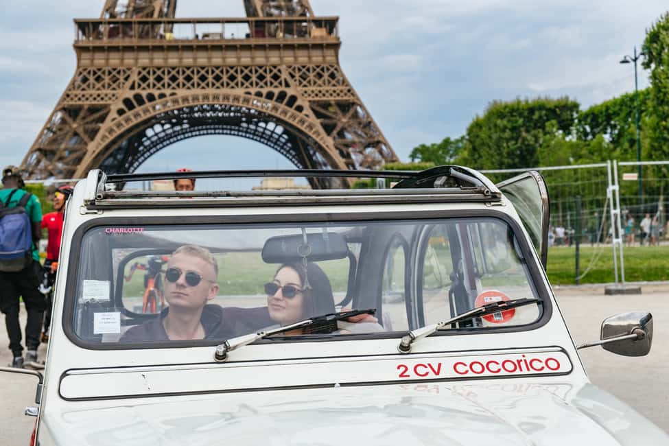 Image N°13 de Paris : 1 heure de visite de la Citroën 2CV d'époque activité à Paris, publiée par le prestataire