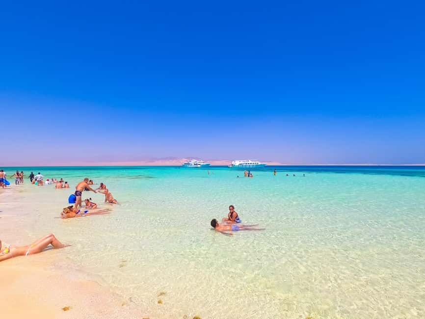 Immagine nº 79 di Hurghada: Escursione di un giorno a Orange Bay con sport acquatici e pranzo attività a Governatorato del Mar Rosso, caricata dal fornitore