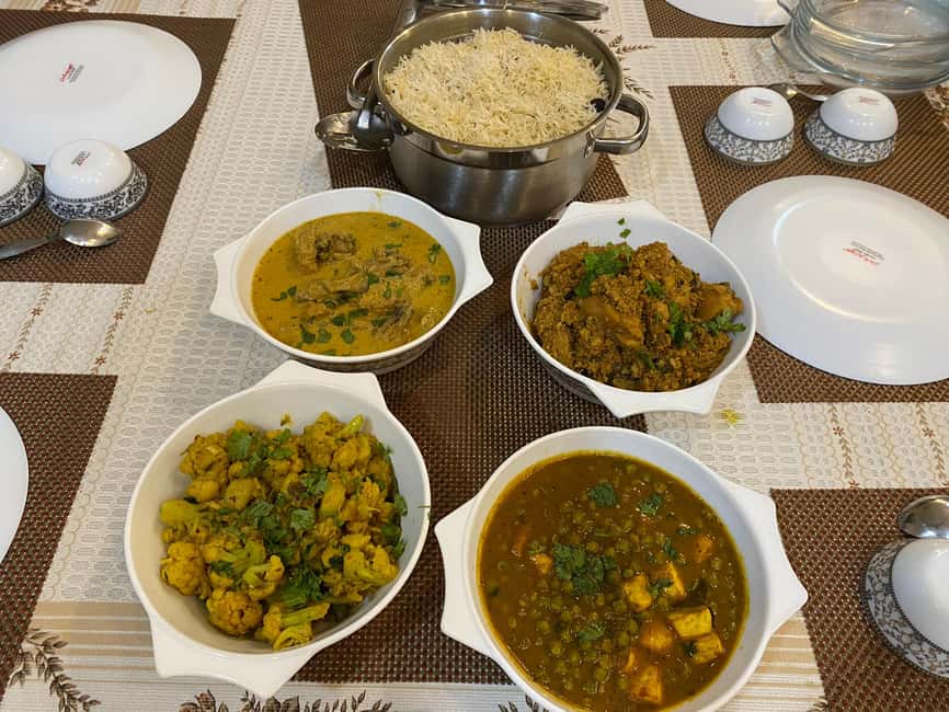 image n.16 of New Delhi: Indian Cooking Class in a Local Home activity in New Delhi, uploaded by supplier
