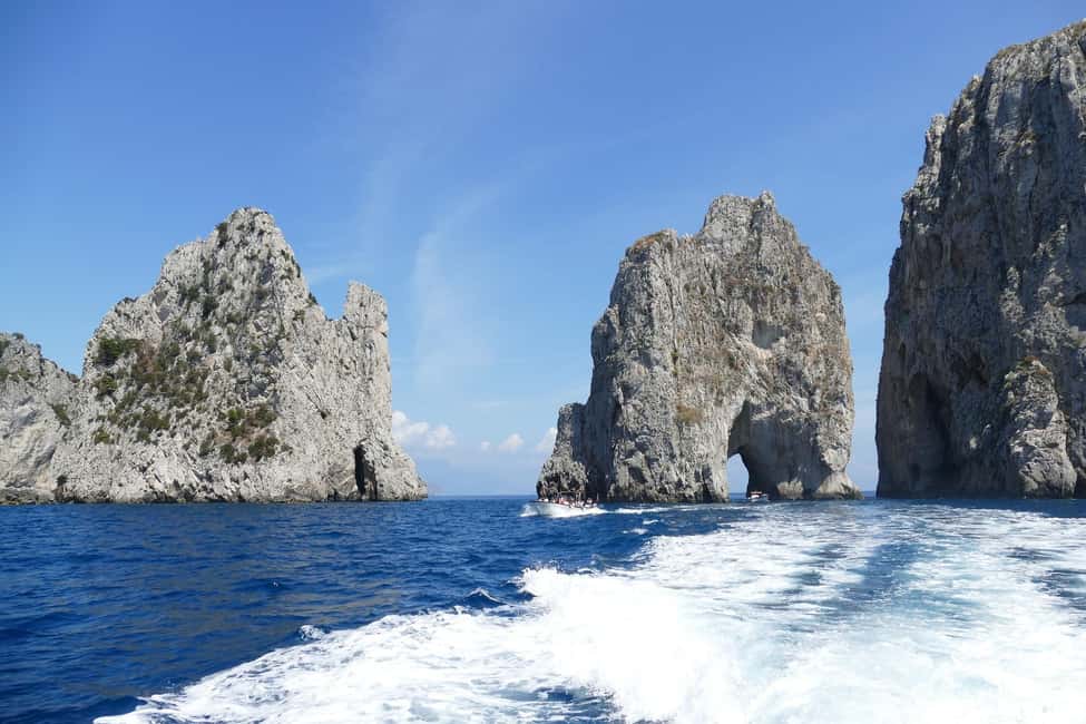 image n.2 of Capri private boat tour from sorrento on Gozzo 35 activity in Anacapri, uploaded by supplier