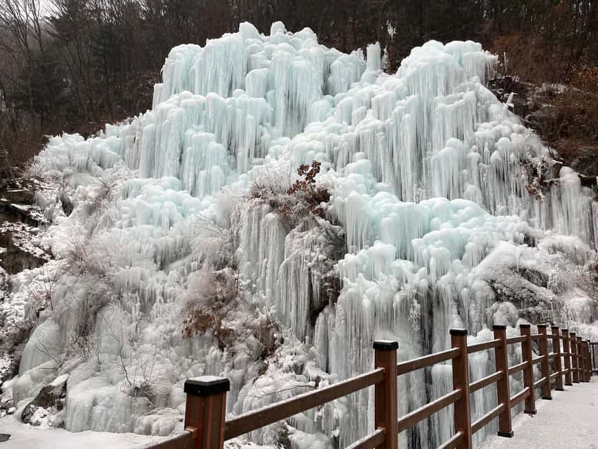 imagen n.º 9 de Seúl: Elysian Ski + Eobi Ice Valley + Nami actividad en Chuncheon, subida por el proveedor