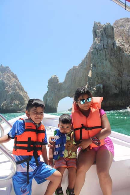 image n.5 of Cabo Glass-Bottom Boat – Arch, Marine Life & Scenic Views activity in Cabo San Lucas, uploaded by supplier