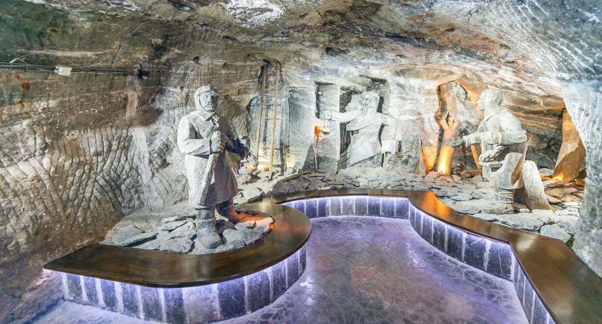 Immagine nº 7 di Da Varsavia: Tour guidato alla Miniera di Sale di Wieliczka e a Cracovia attività a Wieliczka, caricata dal fornitore