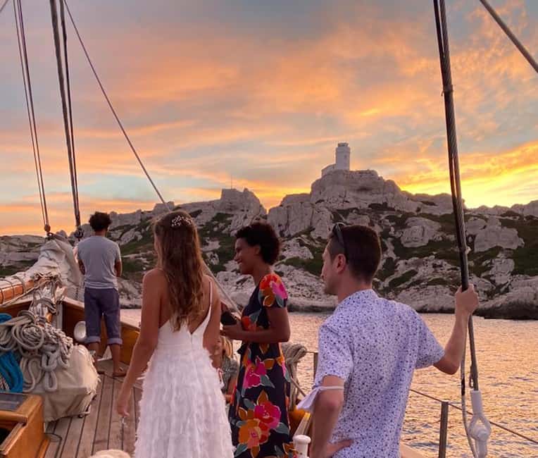 image n.2 of Marseille: Frioul Islands Sunset Cruise with Cocktail Dinner activity in Marseille, uploaded by supplier