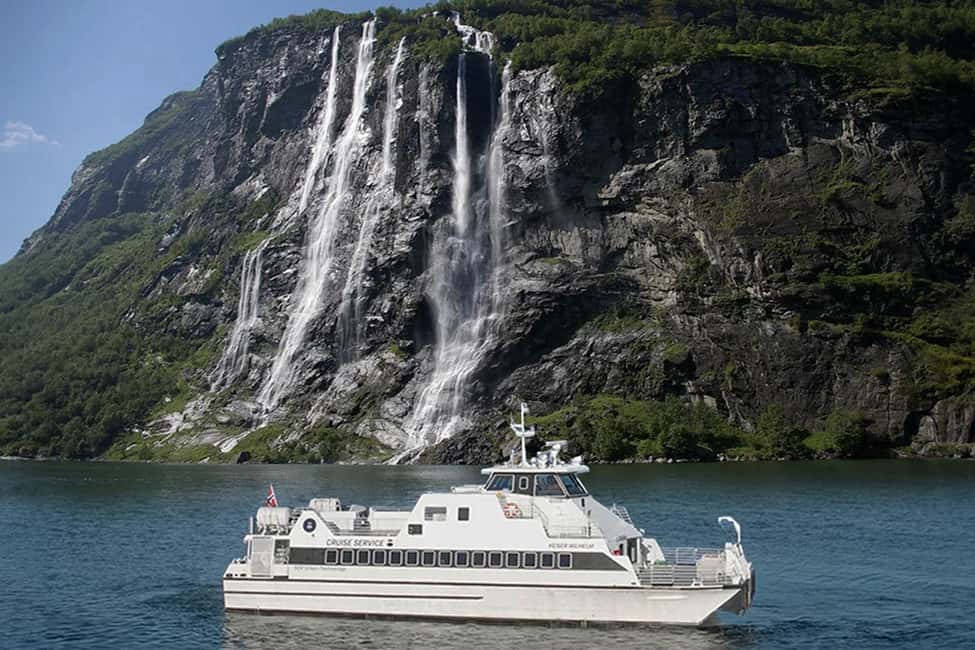 bild nr.2 av Från Geiranger: Geiranger Fjord Tour med stopp i Hellesylt aktivitet i Møre och Romsdal, uppladdad av arrangören