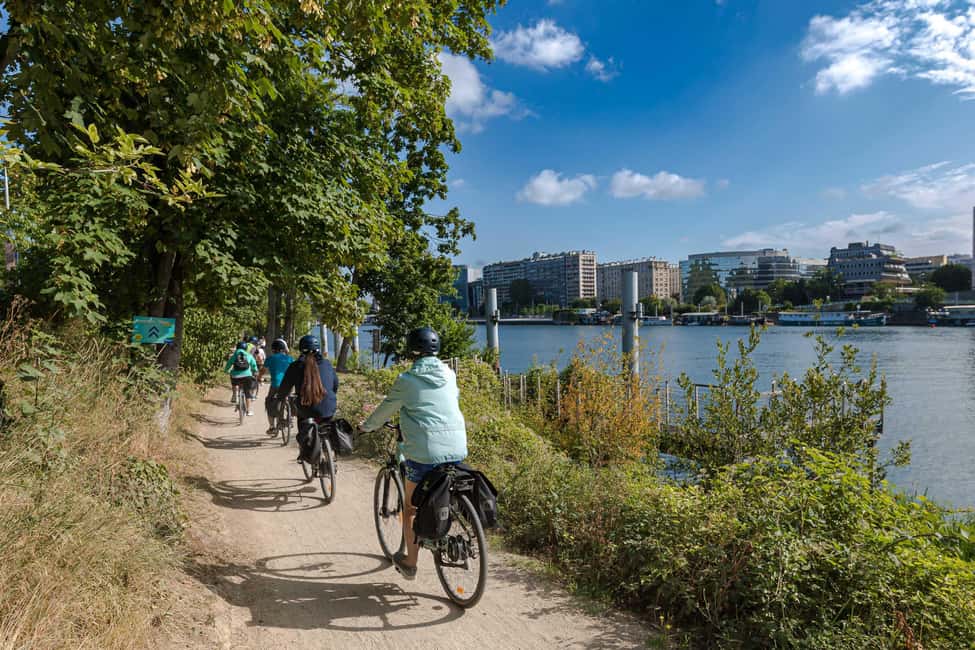 bild nr.2 av Paris: Versailles E-Bike-tur till slottet Versailles och Queen Hamlet aktivitet i Paris, uppladdad av arrangören