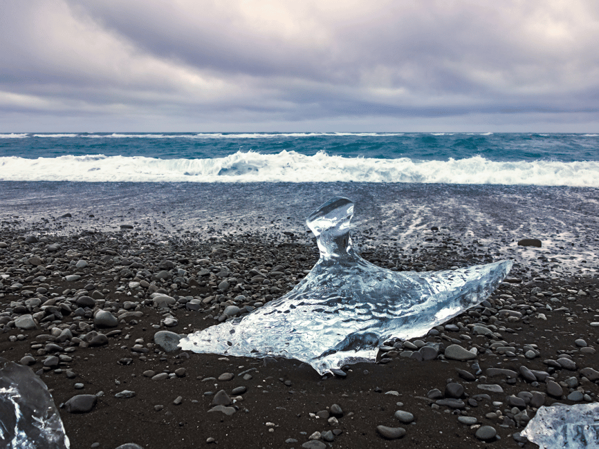 bild nr.8 av Diamond Beach & Jökulsárlón Glacier Exklusiv dagstur aktivitet i Norðurland eystra (Nordöstra regionen), uppladdad av arrangören