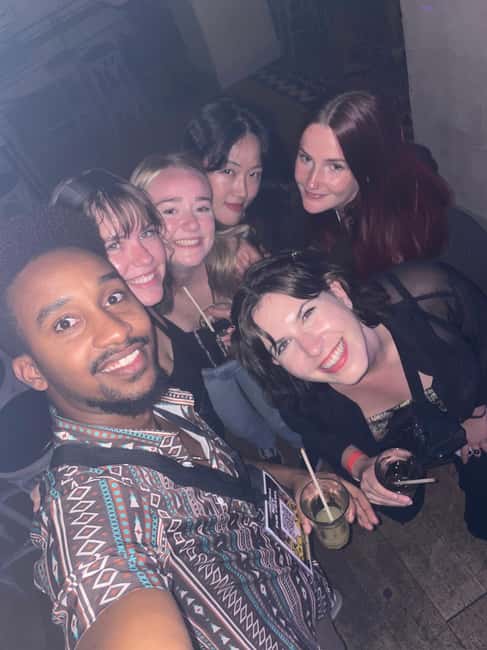 Image N°16 de Tournée des bars internationaux à Lille avec shots gratuits et jeux amusants activité à Lille, publiée par le prestataire