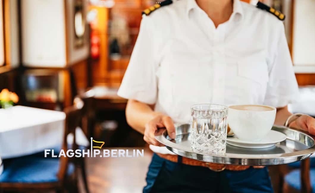 image n.5 of Berlin: 1h Boutiquestyle-Cruise on the Historic HEMINGWAY activity in Berlin, uploaded by supplier