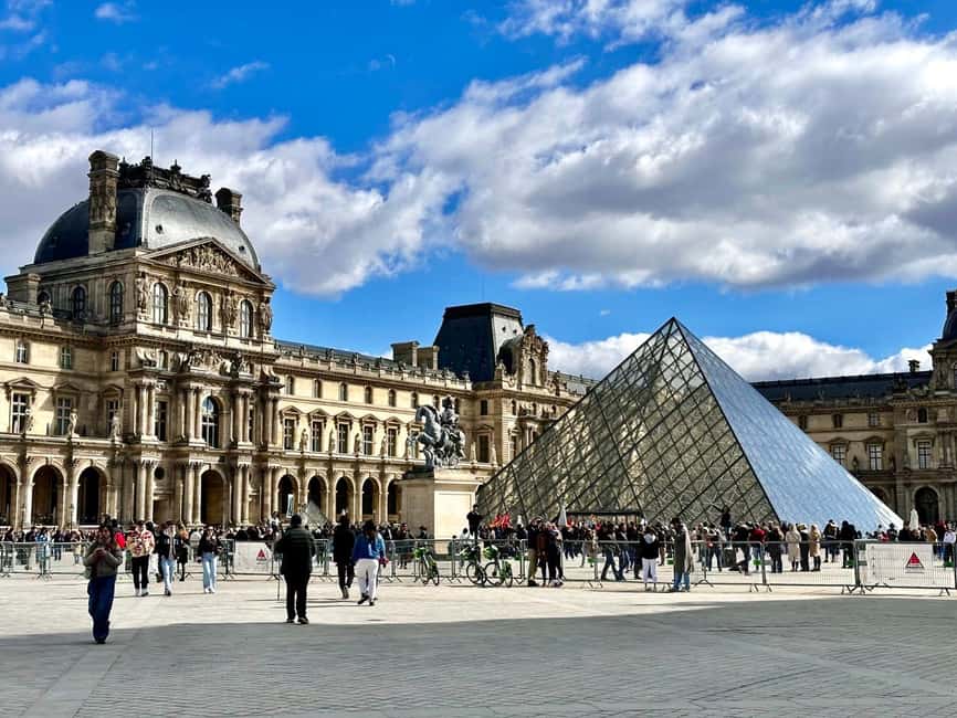Image N°3 de Visite à pied du Paris historique en anglais activité à Paris, publiée par le prestataire