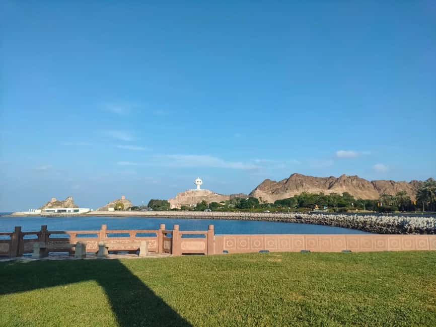 Immagine nº 3 di Muscat: tour della città di un giorno o di mezza giornata con la Grande Moschea attività a Mascate, caricata dal fornitore