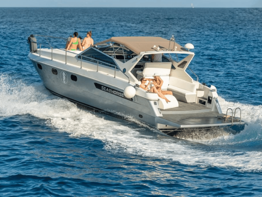 image n.11 of Amalfi: Sunset Cruise Swimm Caves Beaches Positano Prosecco activity in Amalfi, uploaded by supplier