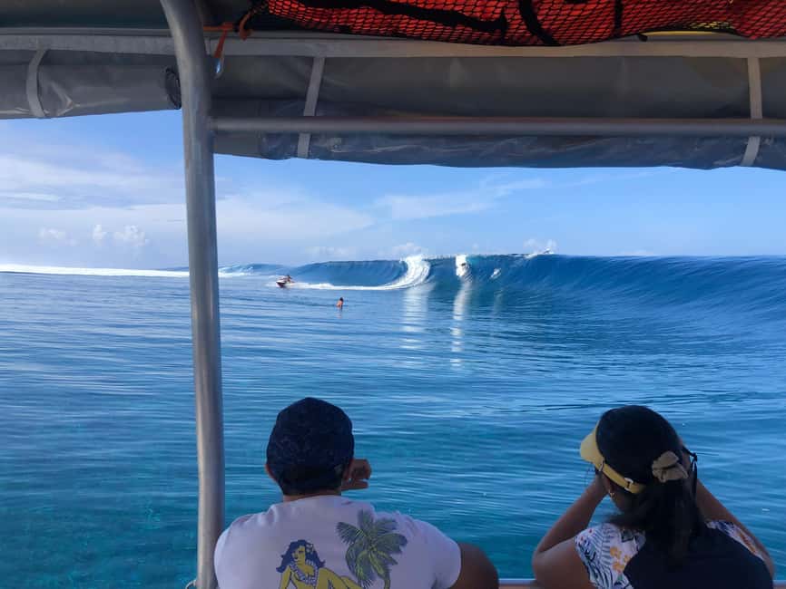 image n.3 of Tahiti: Teahupoo Wave Watching Tour activity in Papeete, uploaded by supplier