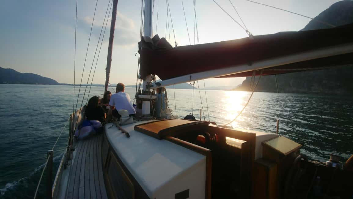 afbeelding n.18 van Iseomeer: tochten op een historische zeilboot activiteit in Lombardije, geüpload door aanbieder