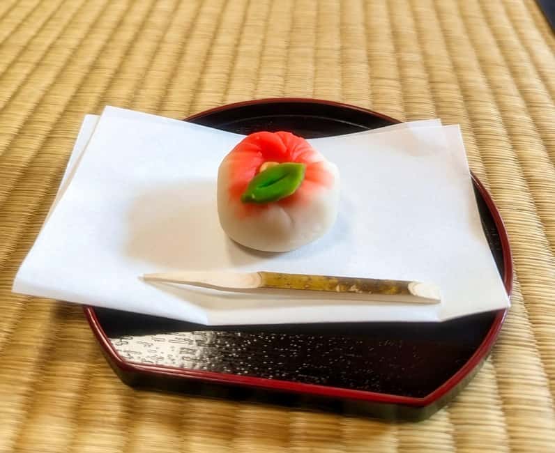 Immagine nº 7 di Kyoto: Cerimonia del tè in una casa da tè tradizionale a Kiyomizu attività a Kyoto, caricata dal fornitore
