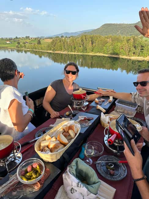 Image N°10 de Lausanne : vol en montgolfière avec fondue suisse activité à Canton de Vaud, publiée par le prestataire