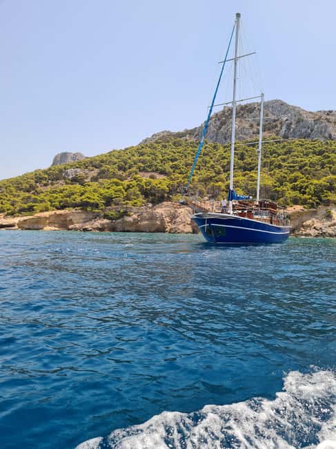 image n.24 of Athens: Cruise to Agistri, Moni & Aegina with Lunch & Drinks activity in Athens, uploaded by supplier