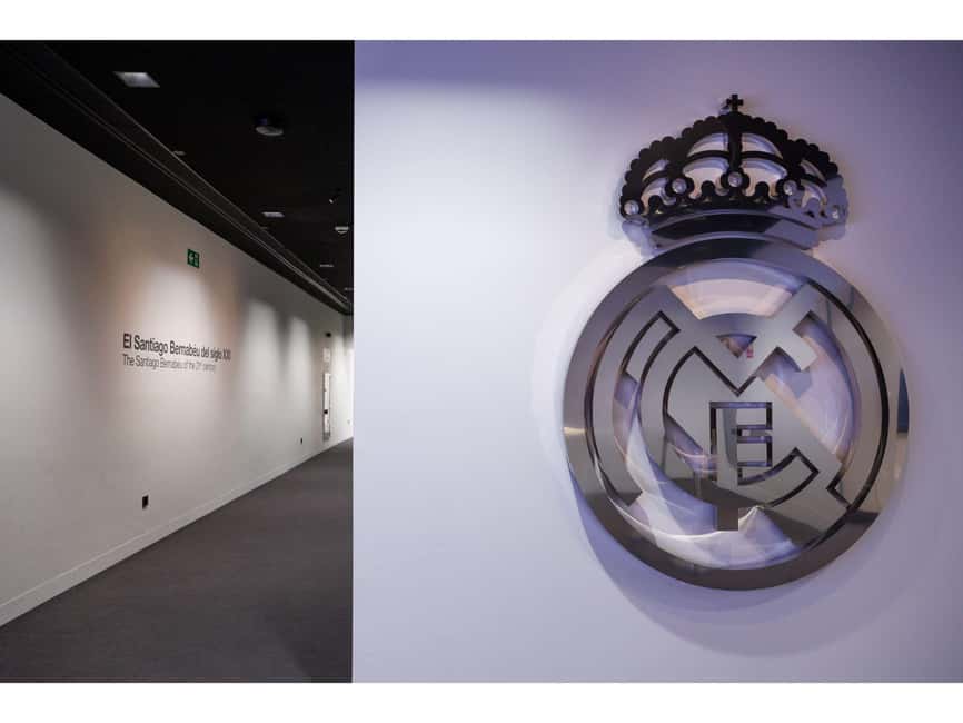 imagem n.2 de Madri: Tour particular pelo Estádio Bernabeu atividade em Madri, carregada pelo fornecedor