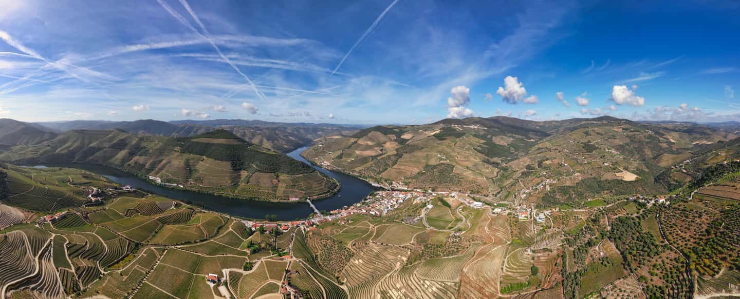 image n.37 of From Porto: Douro Valley Tour with Tastings, Boat & Lunch activity in Norte Region, uploaded by supplier