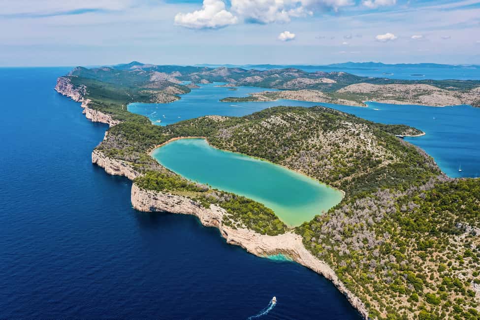 4. fotó – Zadar: Kornati és Telašćica egész napos hajókirándulás ebéddel – program helye: Dalmácia, feltöltötte a programszervező