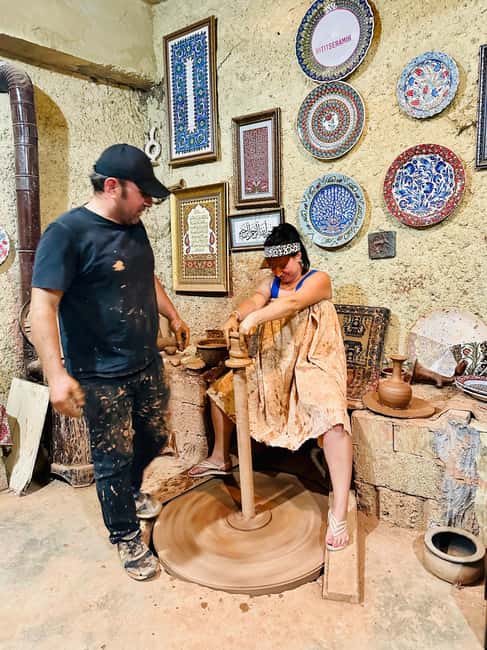 imagem n.2 de Avanos: Oficina de cerâmica com experiência em modelagem de argila atividade em Avanos, carregada pelo fornecedor