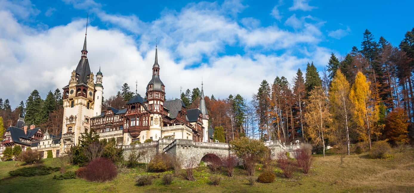 image n.1 of Bucharest: Dracula's Castle, Peleș Castle & Brașov Day Trip activity in Brasov, uploaded by supplier