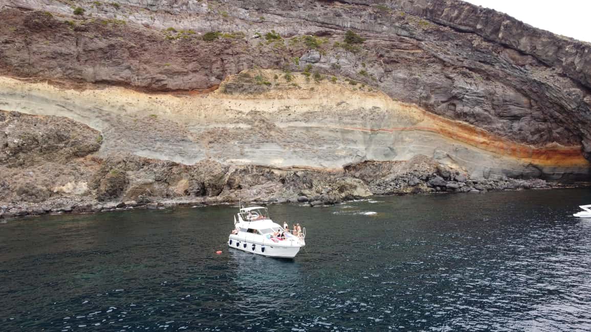 Bild Nr. 3 von Die Insel Pantelleria: Isola Tour in Yacht mit Simone & Luck Aktivität in Pantelleria, hochgeladen vom Anbieter