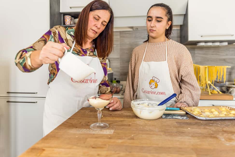 imagen n.º 7 de Catania: Clase de cocina de pasta y tiramisú en casa de un lugareño actividad en Catania, subida por el proveedor