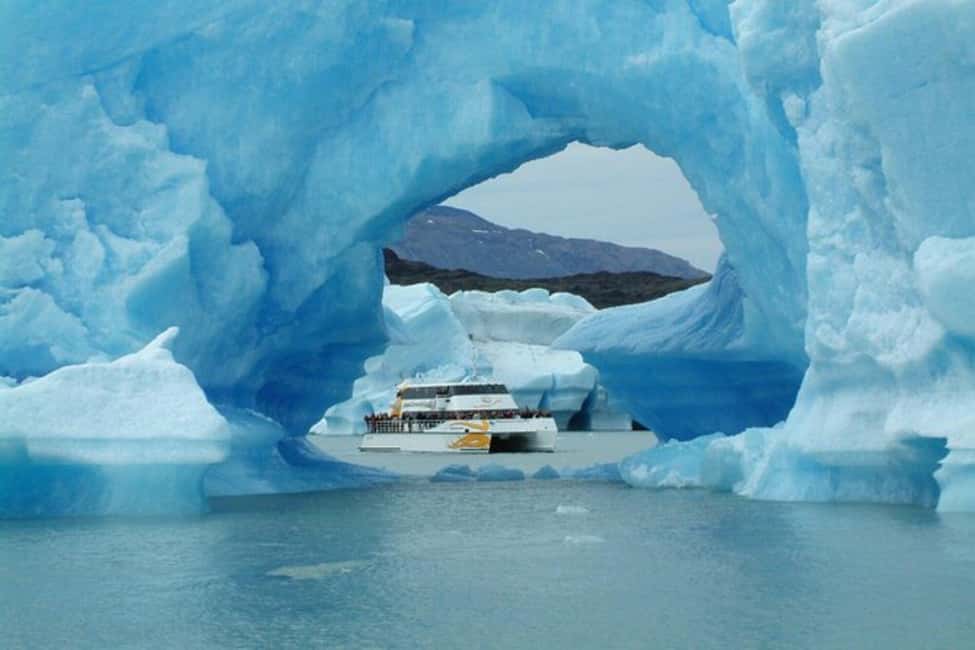 image n.1 of El Calafate: Full-Day Glaciers Upsala & Spegazzini Tour activity in Santa Cruz Province, uploaded by supplier