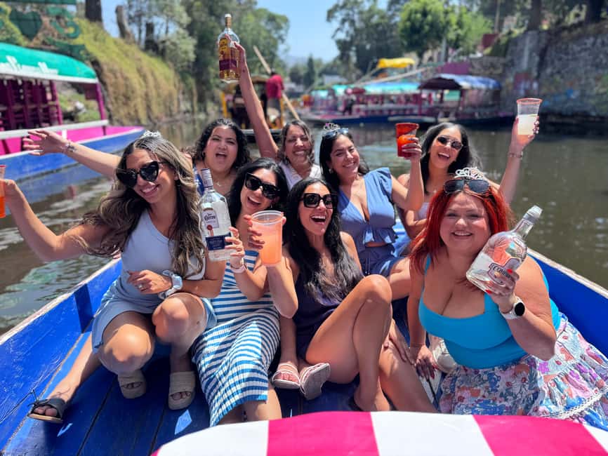 imagen n.º 27 de Xochimilco: Degustación de tequila (ilimitado) y fiesta cultural en bote actividad en Ciudad de México, subida por el proveedor