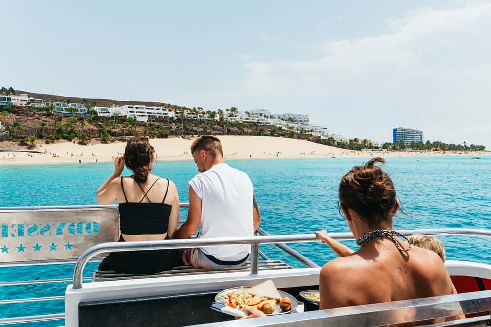 image n.21 of Fuerteventura: Glass Bottom Boat Cruise with Lunch & Drinks activity in Pajara, uploaded by supplier