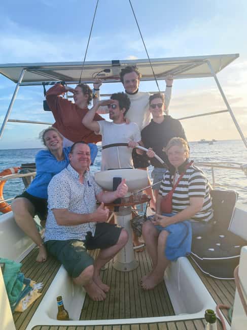 imagem n.5 de Meio dia de aventura num iate à vela na Ilha do Sal - 3 horas atividade em Santa Maria, Cabo Verde, carregada pelo fornecedor