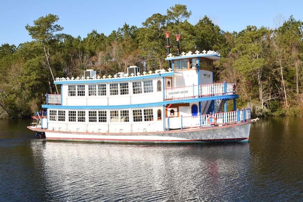 image n.2 of North Myrtle Beach: Dinner Cruise on a Paddle Wheel Boat activity in Myrtle Beach, uploaded by supplier