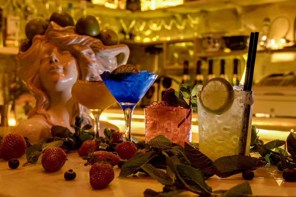 image n.1 of Barcelona: Cocktail Making Class with Tapas activity in Barcelona, uploaded by supplier