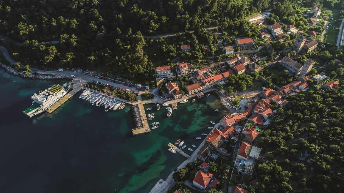 Immagine nº 4 di Dubrovnik: gita in barca di 3 ore con bevande incluse (FR, ES, EN) attività a Dalmazia, caricata dal fornitore