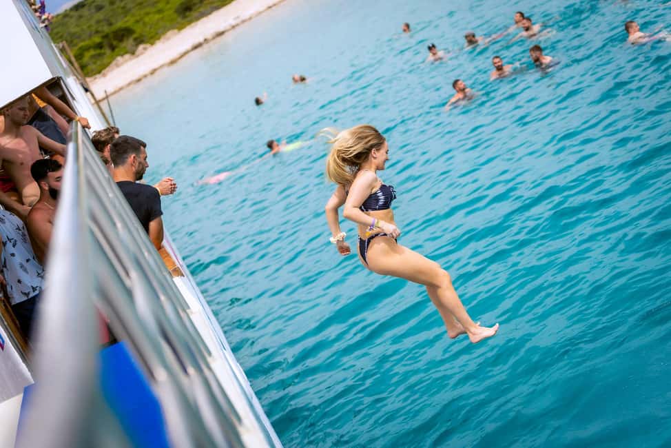 4. fotó – Zrce: Novalja Boat Party Booze Cruise – program helye: Novalja, feltöltötte a programszervező