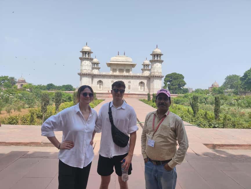 image n.5 of From Delhi: Private Day Trip, Taj Mahal+Agra Fort+Baby Taj activity in Agra, uploaded by supplier