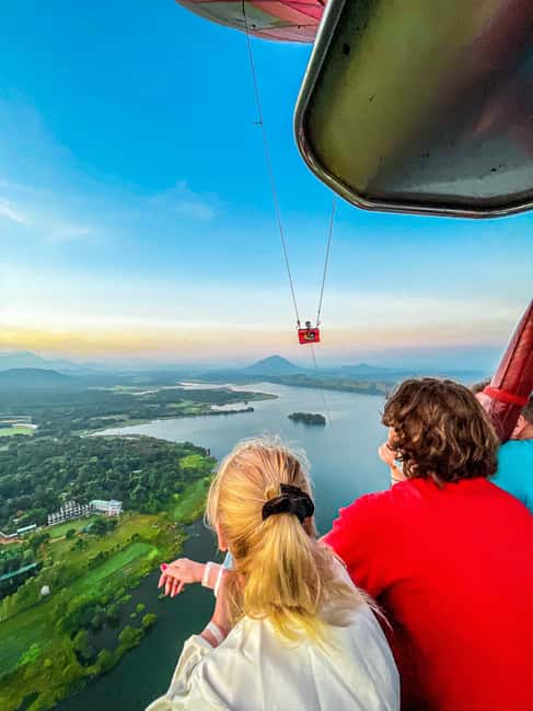 imagem n.27 de Sigiriya: Passeio de balão de ar quente atividade em Sigiriya, carregada pelo fornecedor