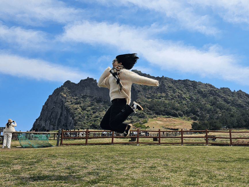 imagen n.º 5 de Jeju: Excursión de un día por los lugares de la UNESCO del este de Jeju actividad en Provincia de Jeju, subida por el proveedor