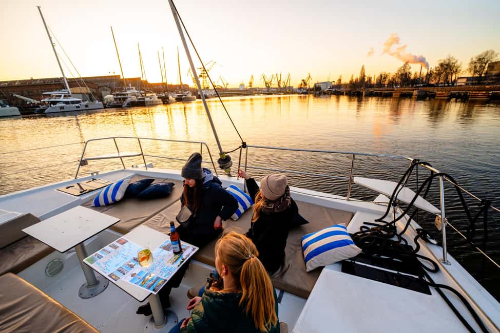 imagen n.º 4 de Gdansk/Sopot: Desayuno Crucero en Catamarán actividad en Suchy Dąb, subida por el proveedor