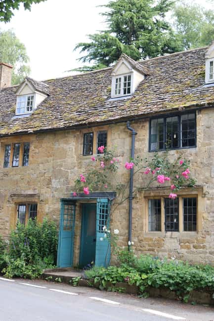image n.40 of London: Full Day Cotswolds Tour with Shakespeare's Stratford activity in Bibury, uploaded by supplier