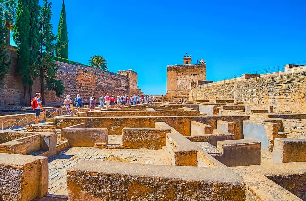 image n.25 of Granada: Alhambra & Nasrid Palaces Tour with Tickets activity in Granada, uploaded by supplier