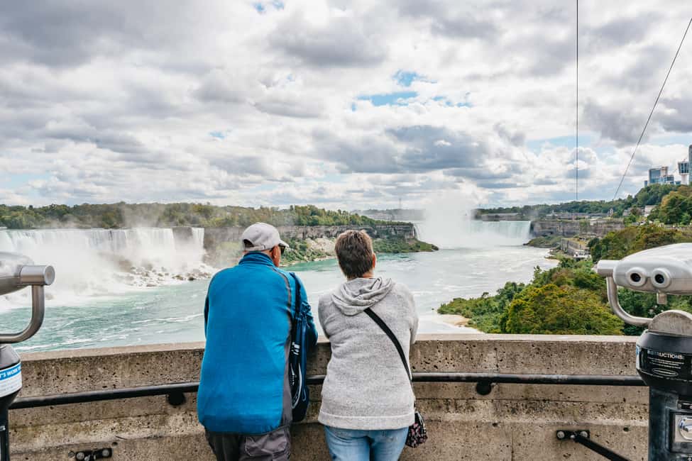 image n.17 of Toronto: Falls Day Tour with Boat Cruise & Niagara-the-Lake activity in Niagara Falls, Ontario, uploaded by supplier