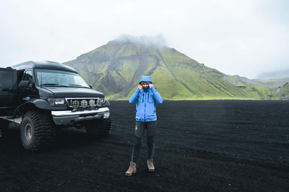 imagen n.º 18 de Desde Vik: Cueva de Hielo de Katla y Excursión en Super Jeep actividad en Suðurland, subida por el proveedor