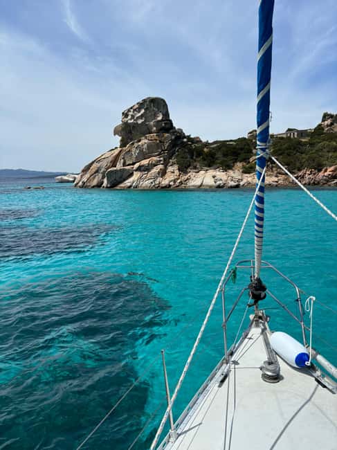 Immagine nº 12 di Da Palau:Tour in barca a vela nell'Arcipelago La Maddalena attività a Sardegna, caricata dal fornitore