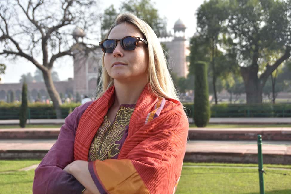 imagem n.5 de De Deli: Excursão ao Taj Mahal ao nascer do sol com conservação de elefantes atividade em Agra, carregada pelo fornecedor