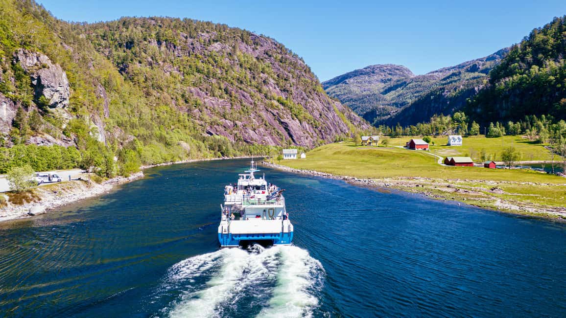 Bild Nr. 4 von Bergen: Mostraumen-Fjordkreuzfahrt mit lokalem Guide Aktivität in Modalen, hochgeladen vom Anbieter