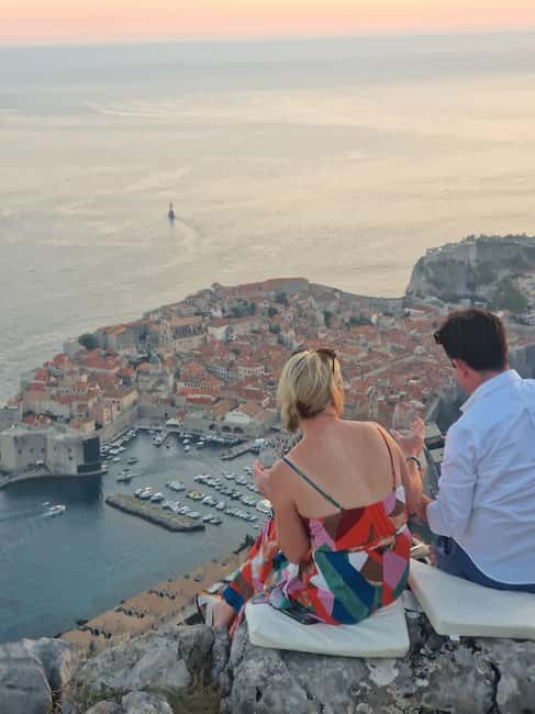 Image N°14 de Dubrovnik : Dégustation de vin au coucher du soleil à Panorama Point activité à Dubrovnik, publiée par le prestataire